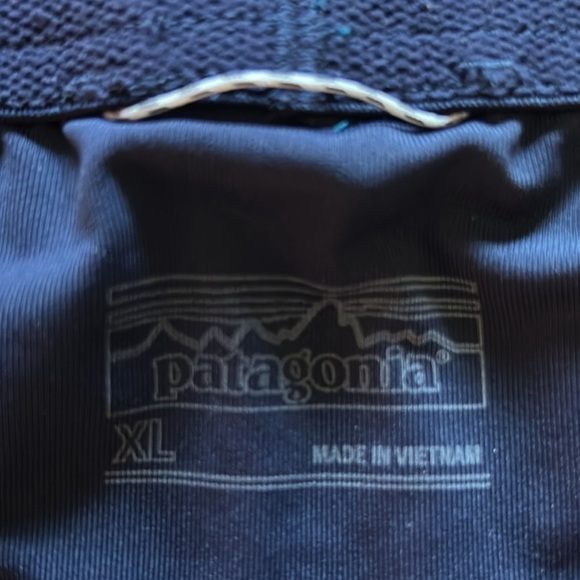 Patagonia® Men's Nine Trails Shorts in Teal Blue 8" Size XL - Picture 11 of 13